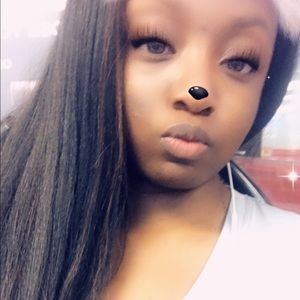 Meet your Posher, Ana